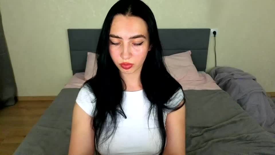wildkittenx_ Webcam Chat August 12, 2026