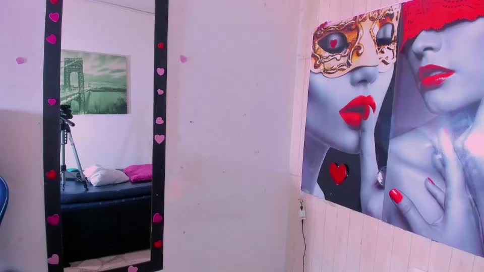 maia_blaze Webcam Chat August 12, 2026