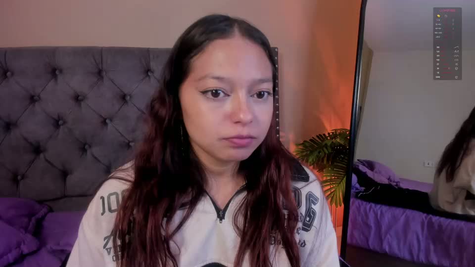 missy_davis Webcam Chat August 12, 2026
