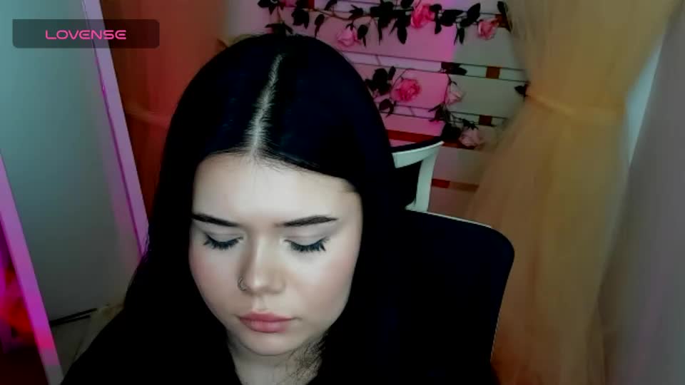 naomivibes Webcam Chat August 12, 2026