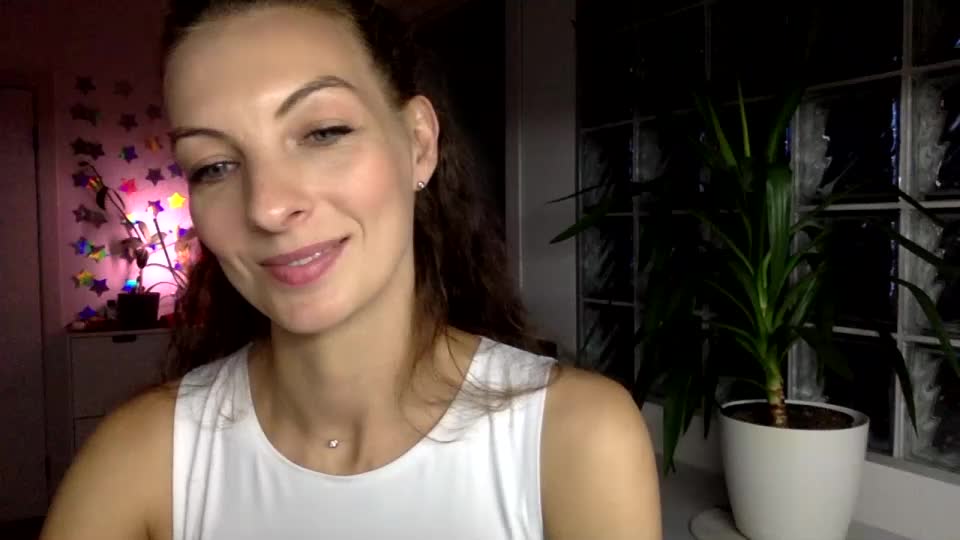 smiling_lexa Webcam Chat August 12, 2026