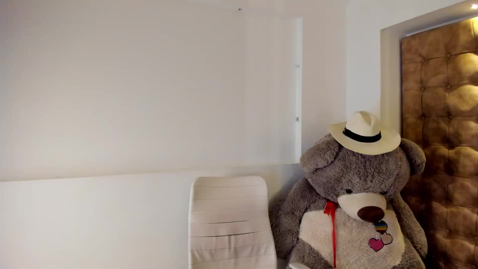 antony_d_ossa Webcam Chat August 12, 2026