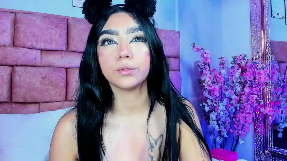 evelyn_noa Webcam Chat August 12, 2026