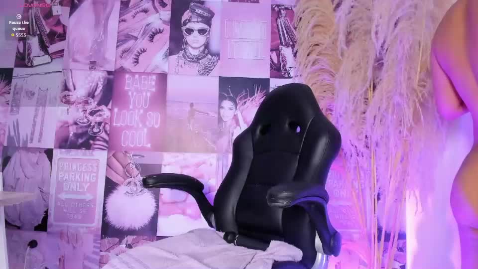 sofiaass Webcam Chat August 12, 2026