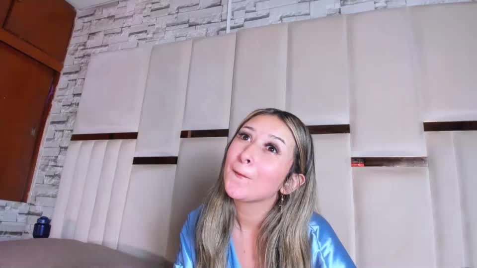 anlleloandangela Webcam Chat August 12, 2026