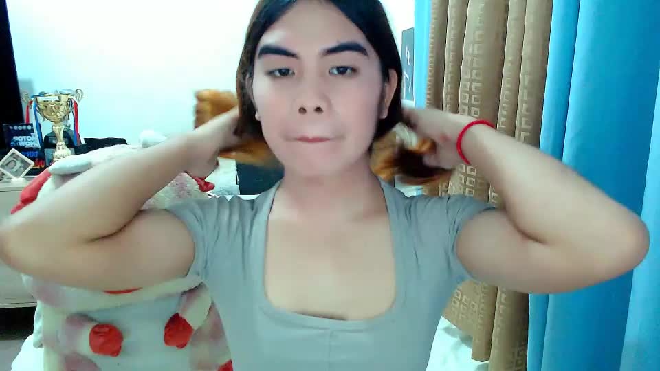 mikhaylaanderson Webcam Chat August 12, 2026