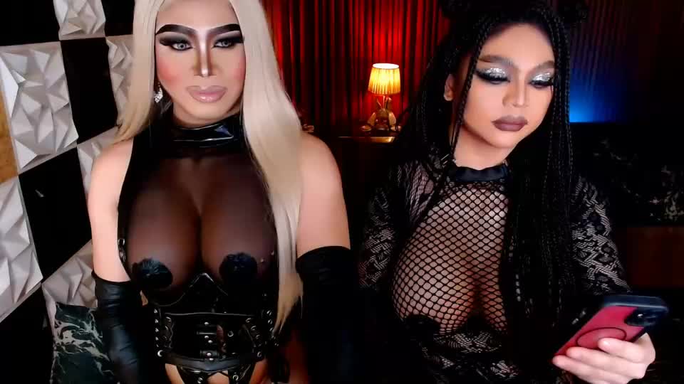 ravenmystiquex Webcam Chat August 12, 2026