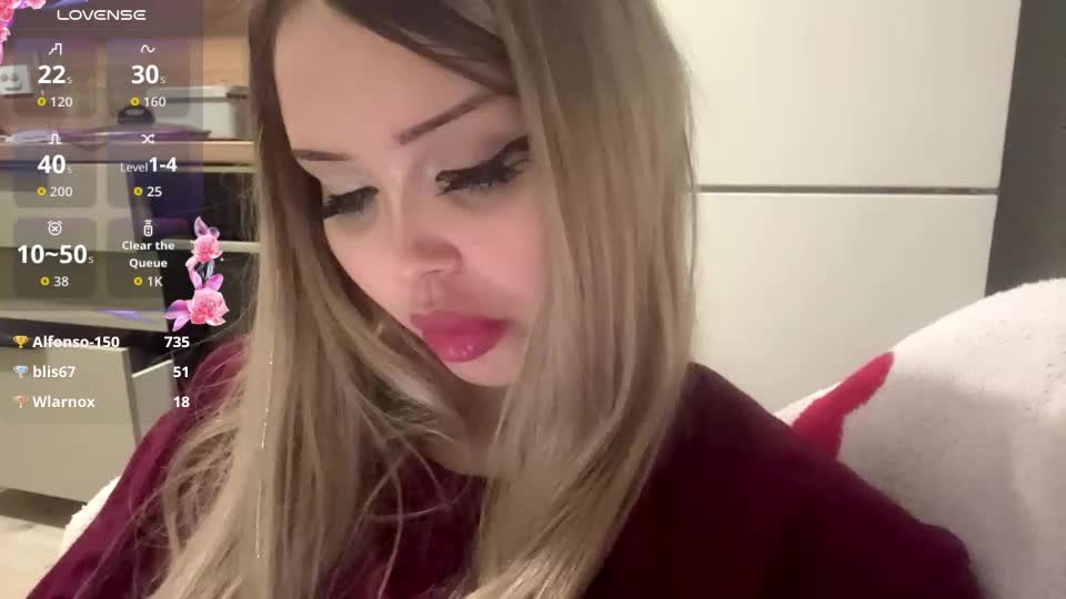 moonluvv3 Webcam Chat August 12, 2026