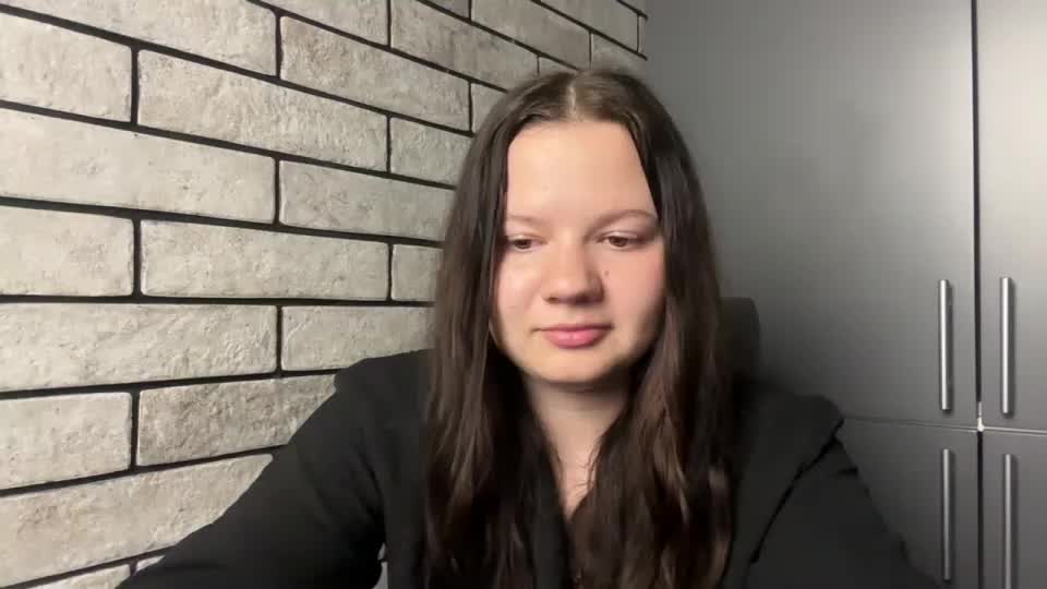 girl_cute07 Webcam Chat August 12, 2026