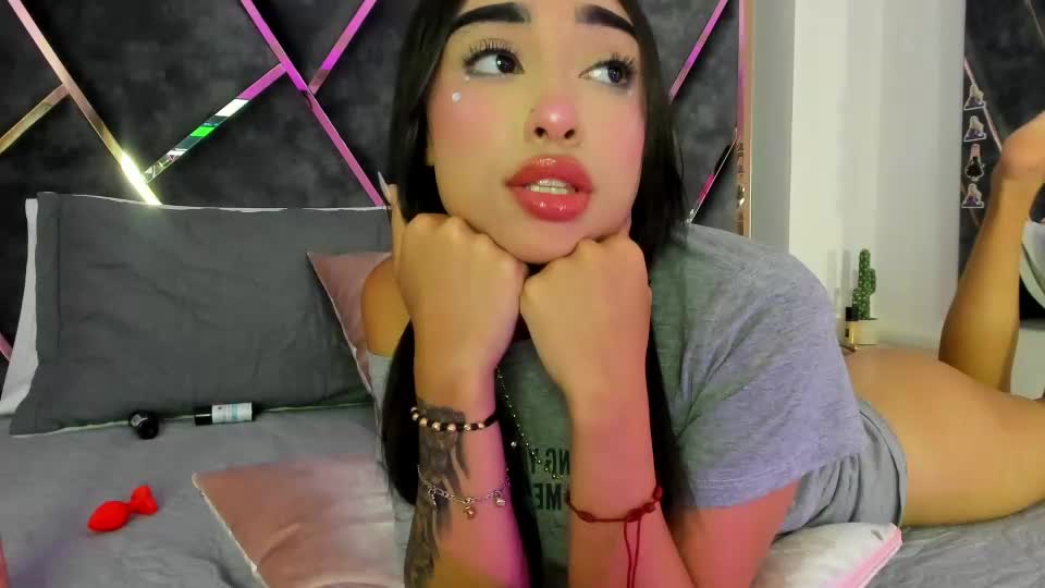 staciemoon Webcam Chat August 12, 2026