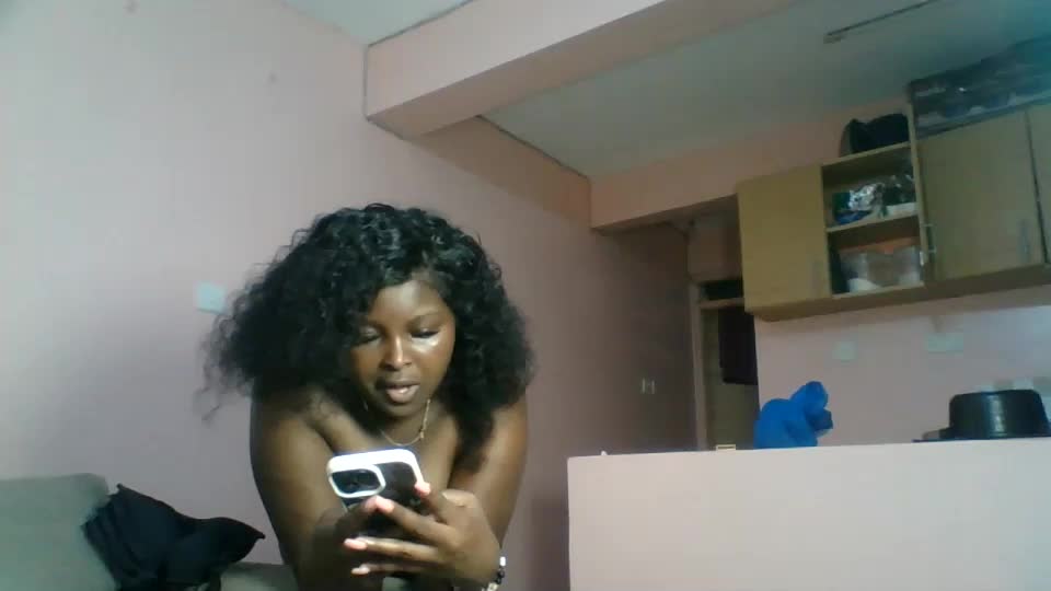 naughti_garlie Webcam Chat August 12, 2026