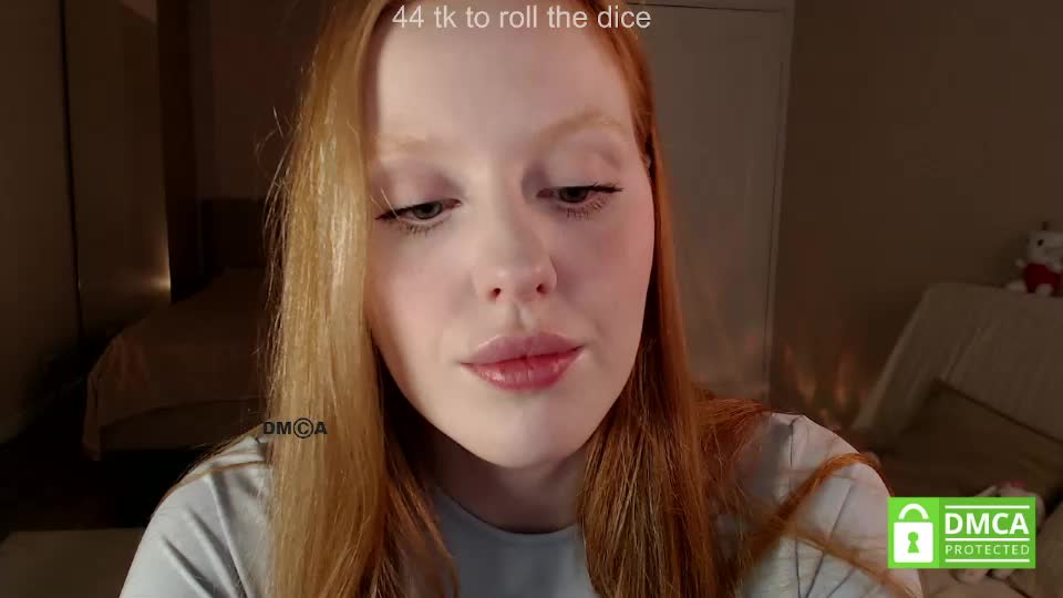 lulu_moons Webcam Chat August 12, 2026