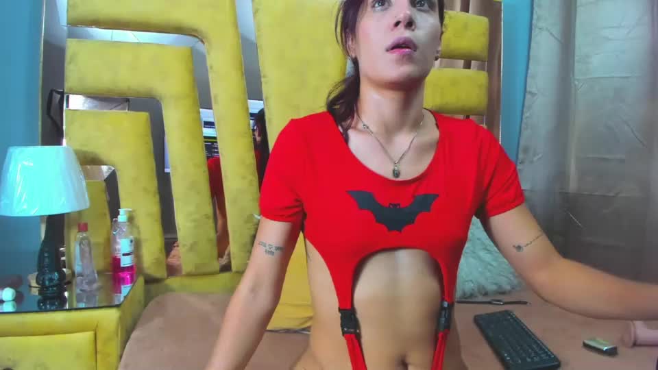 alahiaevanss Webcam Chat August 12, 2026