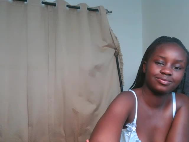 pretty_empress Webcam Chat August 12, 2026