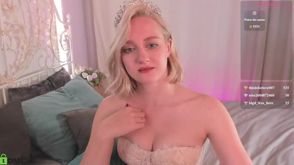 chloedeccker Webcam Chat August 13, 2026