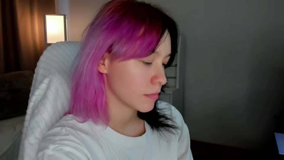 emilytrase Webcam Chat August 13, 2026