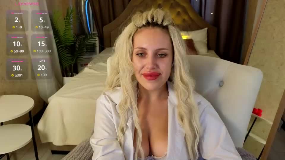 _amymoore Webcam Chat August 13, 2026