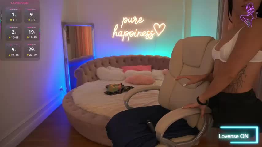 FataleNellie Webcam Chat August 13, 2026
