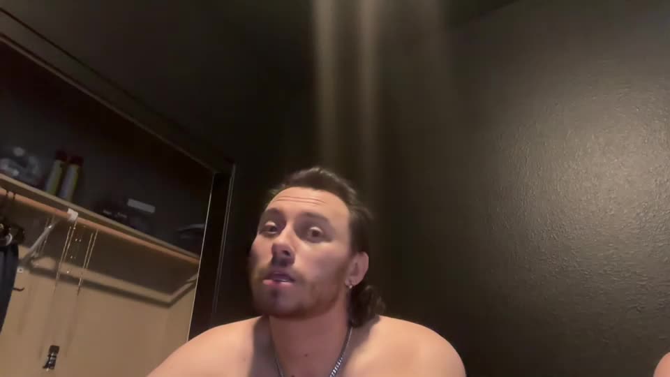 tallhungcloudyy Webcam Chat August 13, 2026