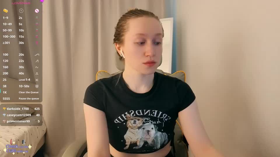 white_bueno Webcam Chat August 13, 2026