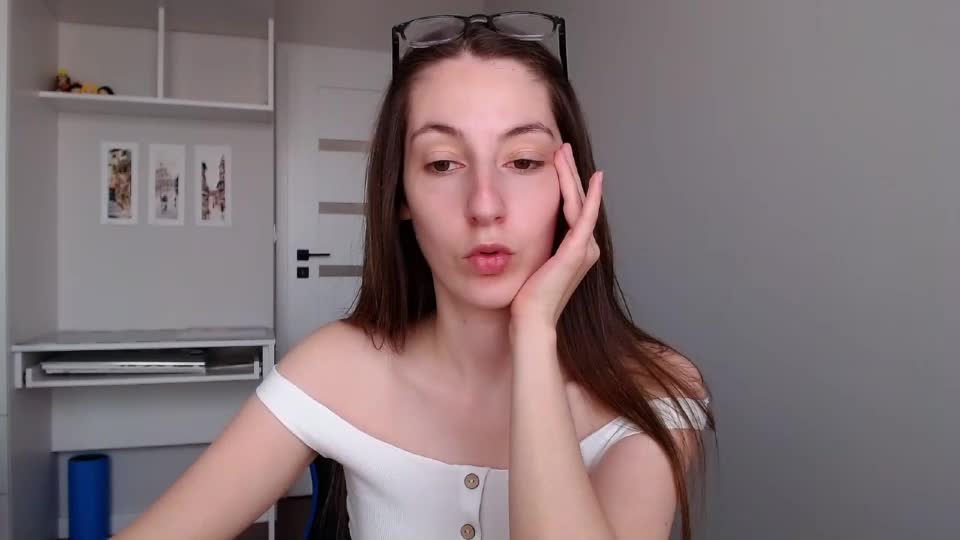 sweetheart_77 Webcam Chat August 13, 2026