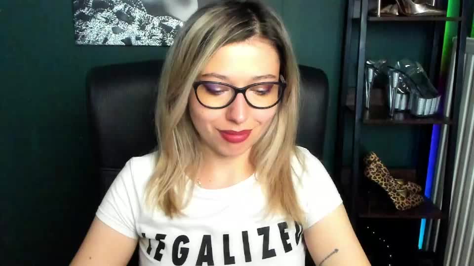 heidi_pleasure Webcam Chat August 13, 2026
