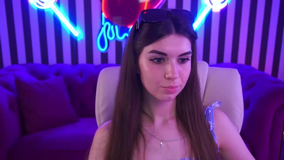 kyliejoyys Webcam Chat August 13, 2026