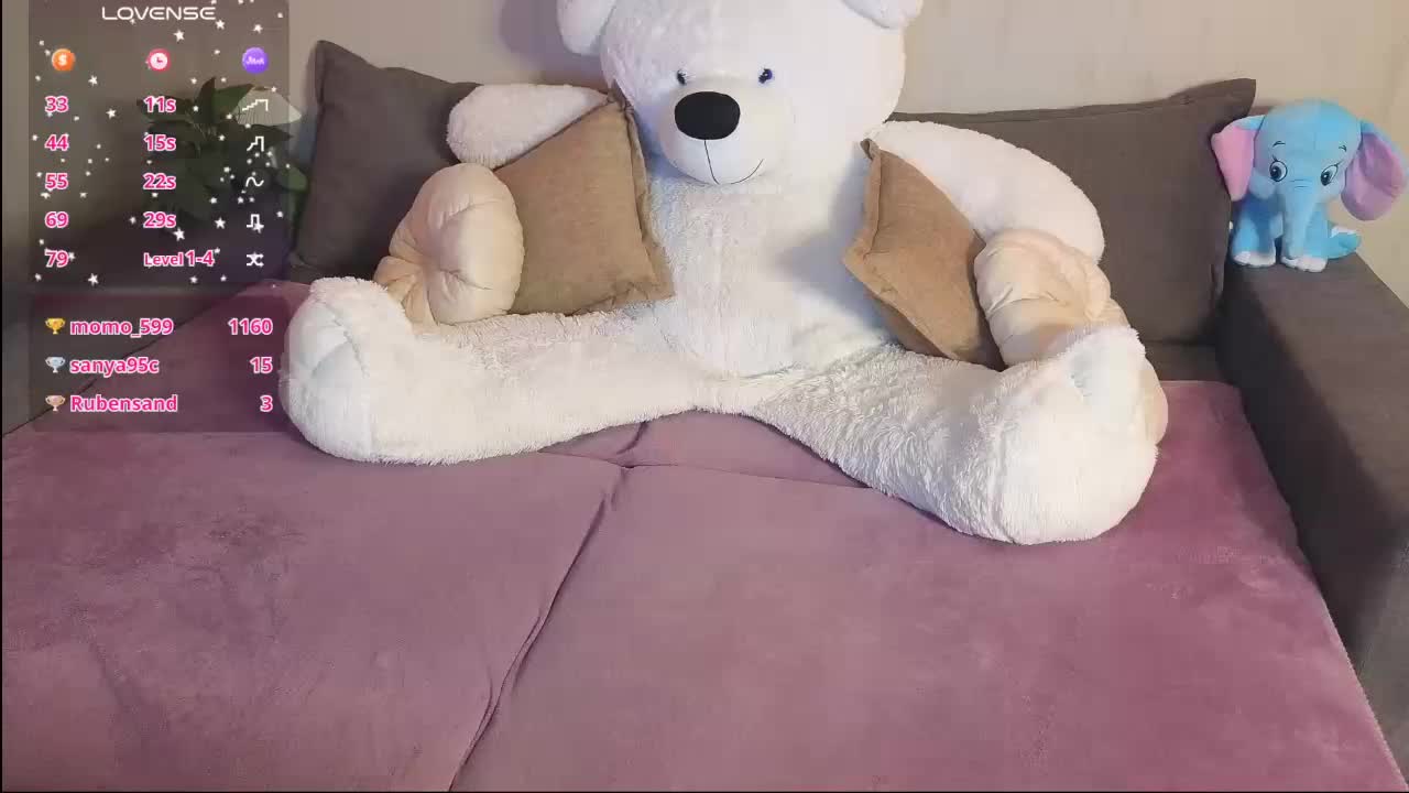 Rosalinelov Webcam Chat August 13, 2026