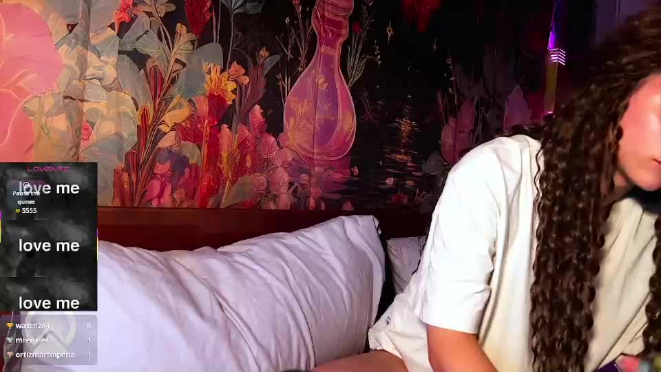 bitter__peach Webcam Chat August 14, 2026