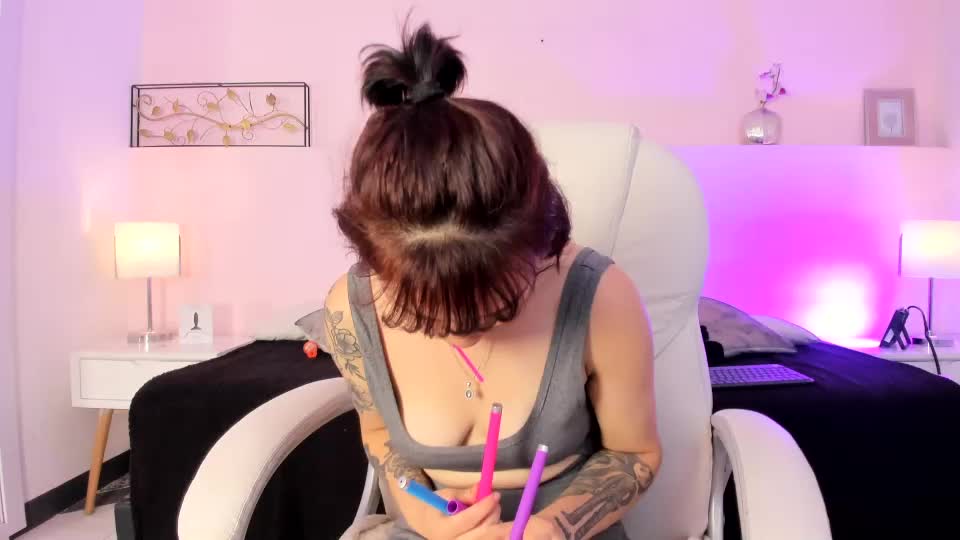 nataliaa23 Webcam Chat August 14, 2026