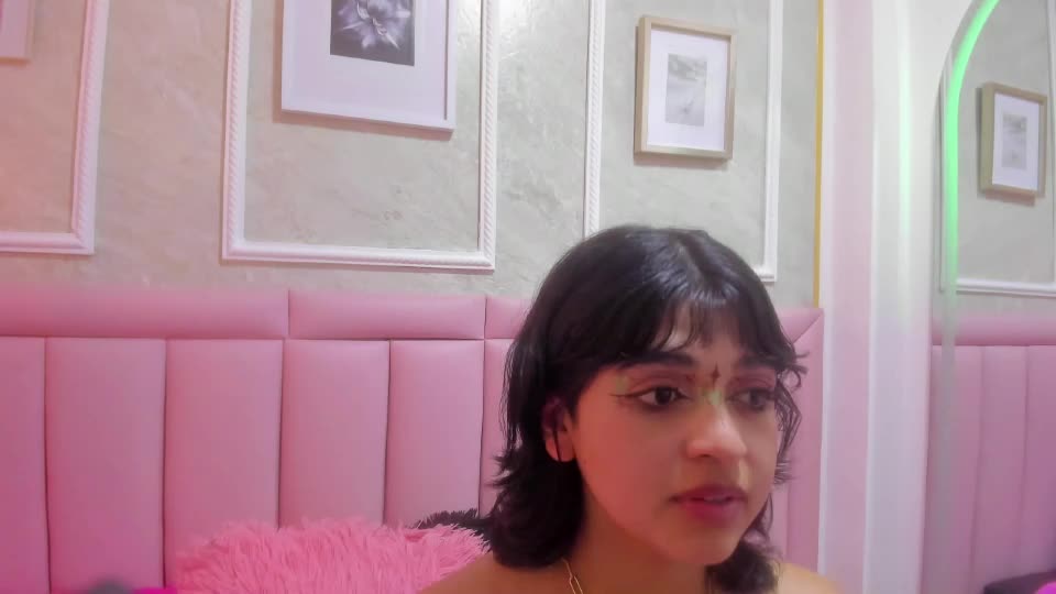 velvet_giirll Webcam Chat August 14, 2026