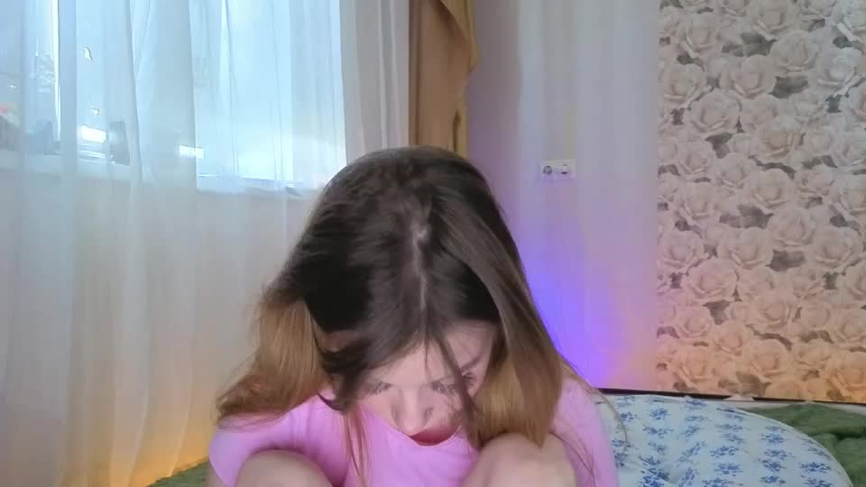 katrin_sss Webcam Chat August 14, 2026