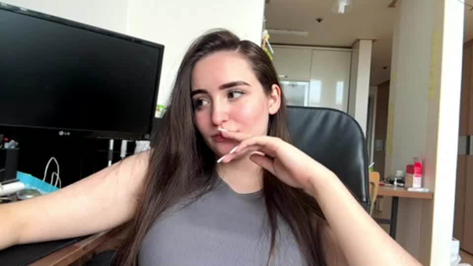 veroniadre Webcam Chat August 14, 2026