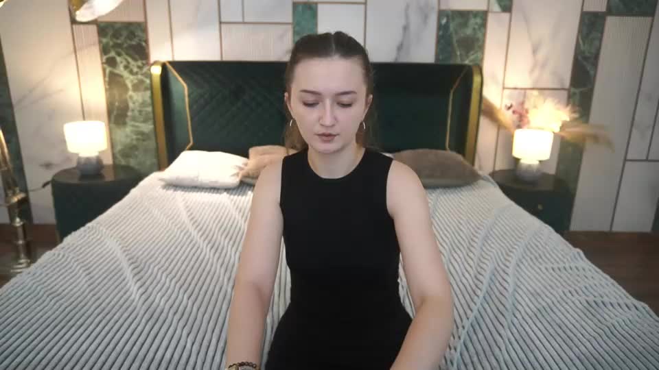 cyrenaluxe Webcam Chat August 14, 2026