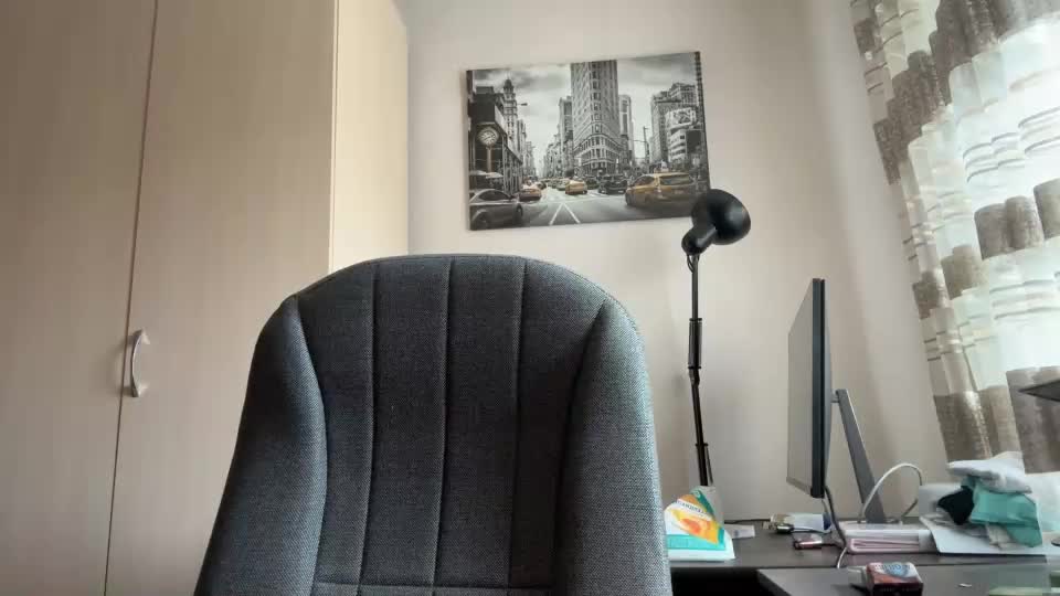 gertrudeuran Webcam Chat August 14, 2026