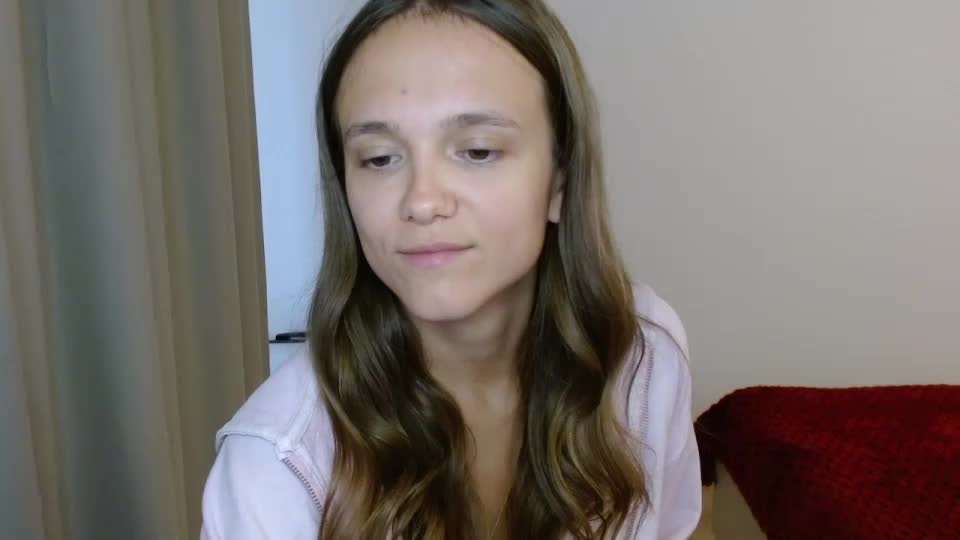 emilly_lust99 Webcam Chat August 14, 2026