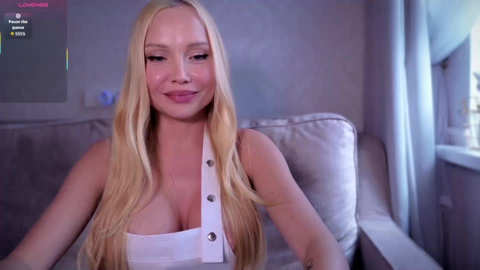 angelsune Webcam Chat August 14, 2026