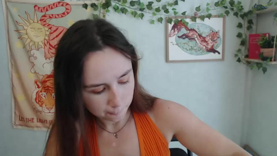veryveryvery_shy Webcam Chat August 14, 2026