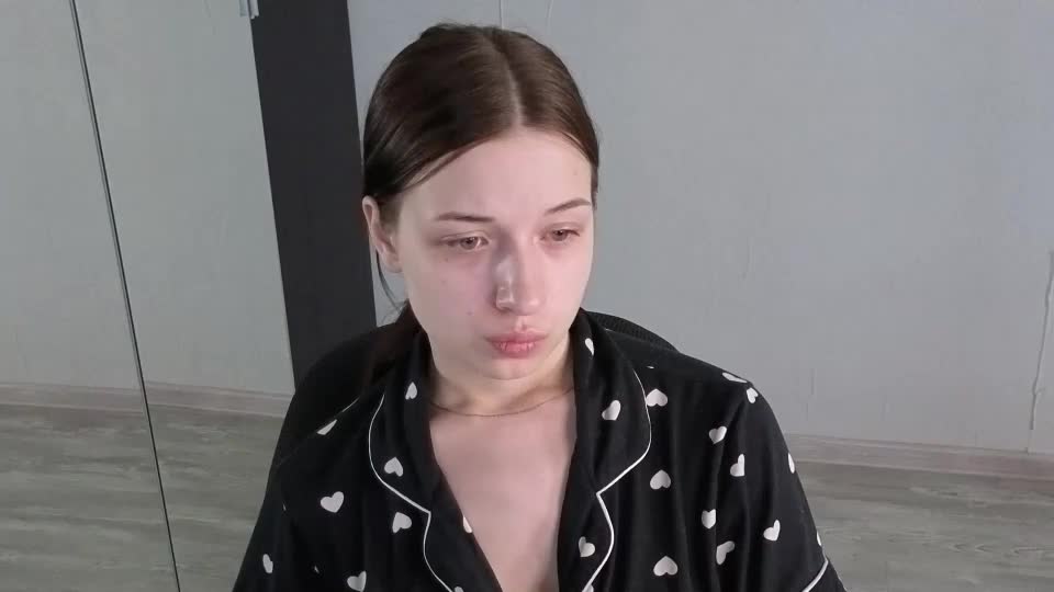alicewonderyouu Webcam Chat August 14, 2026