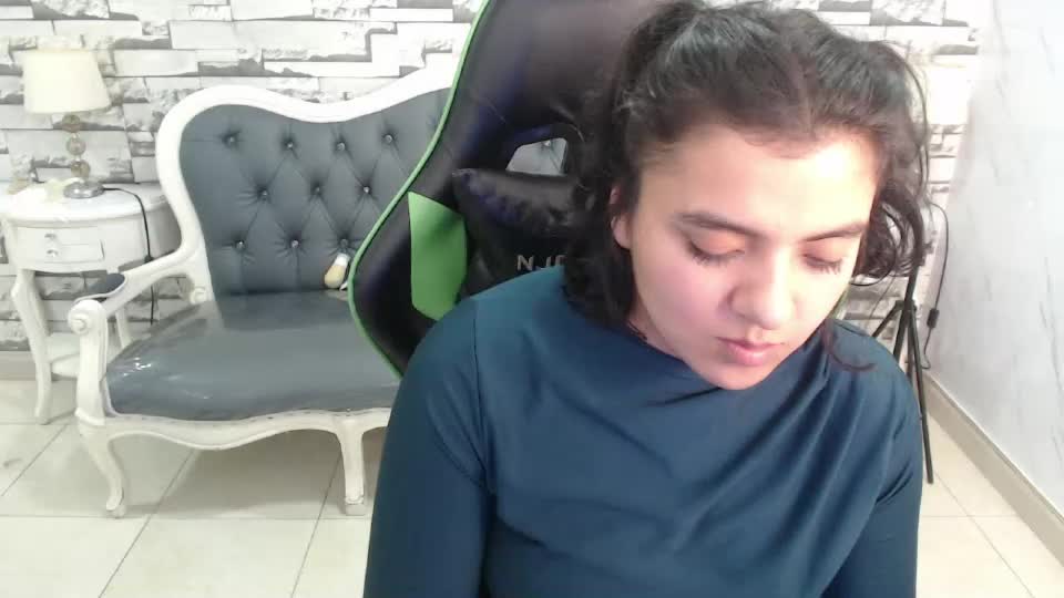 amalia_a Webcam Chat August 15, 2026