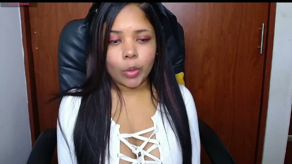 melika_sweet Webcam Chat August 15, 2026