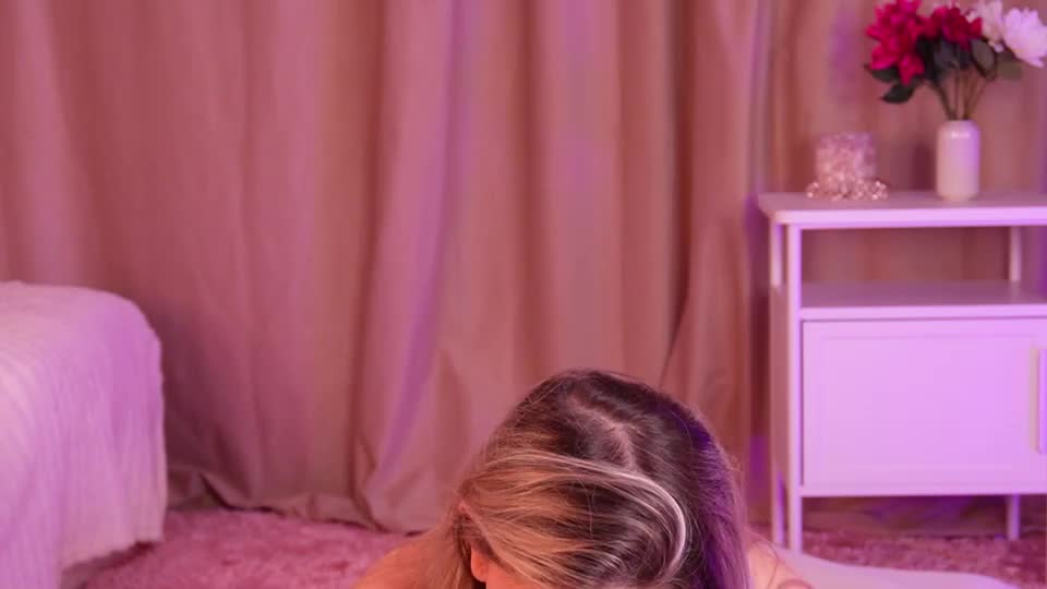 missclairee Webcam Chat August 15, 2026