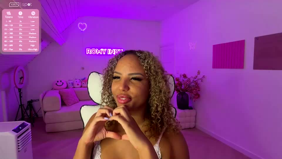 princessromyindy Webcam Chat August 15, 2026
