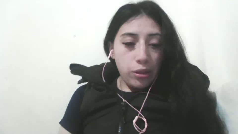 luisa_homes Webcam Chat August 15, 2026
