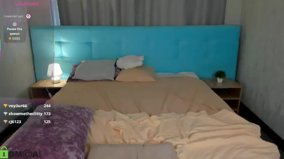 kiki_shanel Webcam Chat August 15, 2026