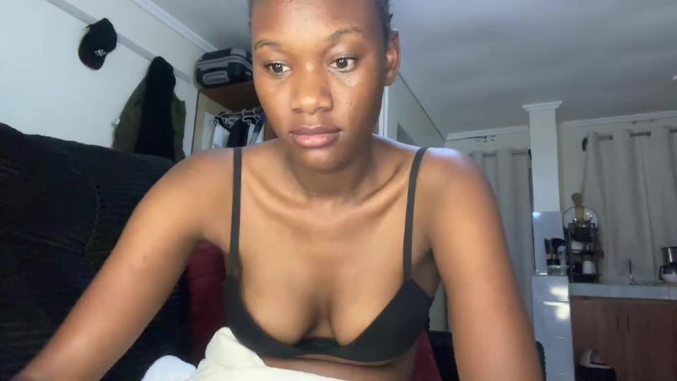sexy_nyla Webcam Chat August 15, 2026