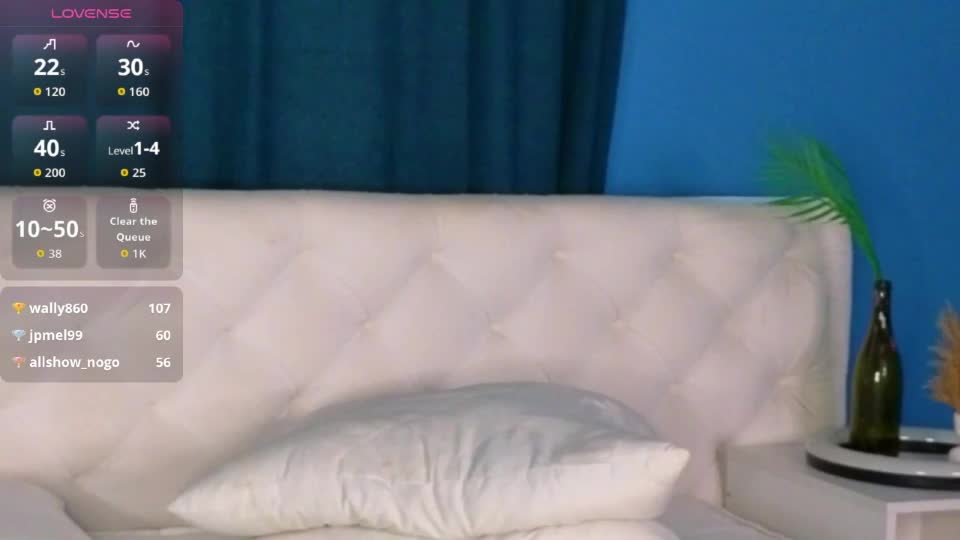 reneefoxy_ Webcam Chat August 15, 2026