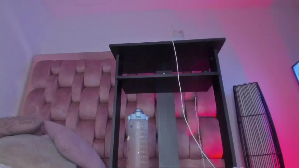 sweet_booty1 Webcam Chat August 15, 2026