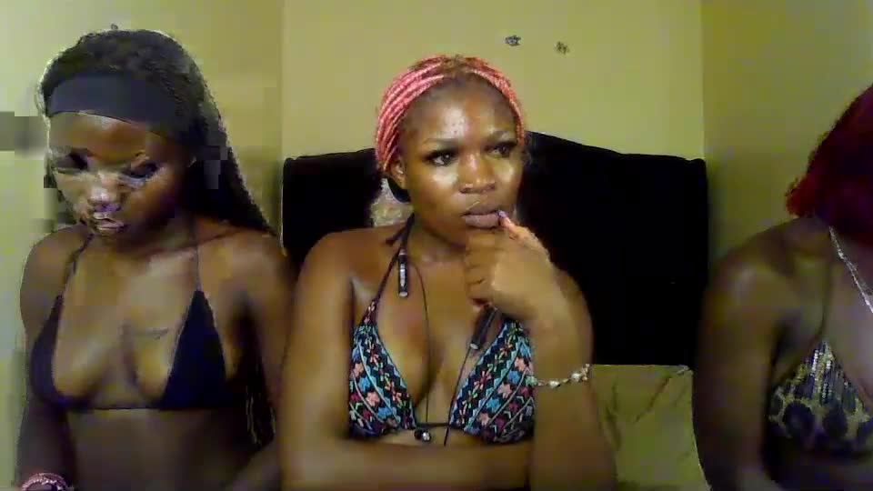monchi_kiss Webcam Chat August 15, 2026