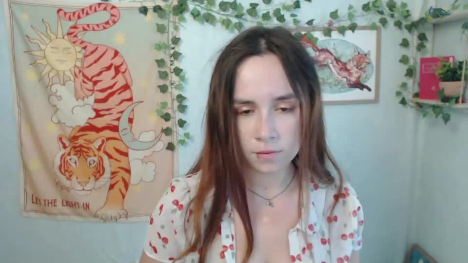 veryveryvery_shy Webcam Chat August 15, 2026